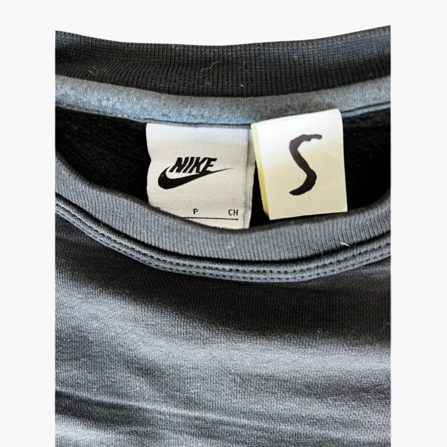 Nike φούτερ με μικρό λογότυπο ανθρακί — S