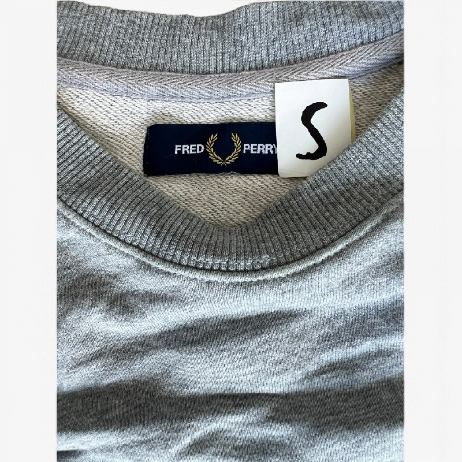 Fred Perry φούτερ ανοιχτό γκρι — S