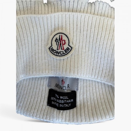 Moncler πλεκτός σκούφος εκρού — One Size