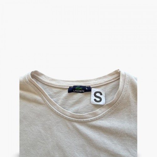 Lacoste Εκρού T-Shirt με Μικρό Κροκόδειλο – Μέγεθος S / Pre-Owned