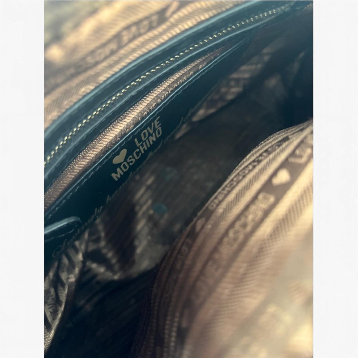 Love Moschino Μπλε Tote Τσάντα με Αλυσίδα και Λευκό Καπάκι / Pre-Owned