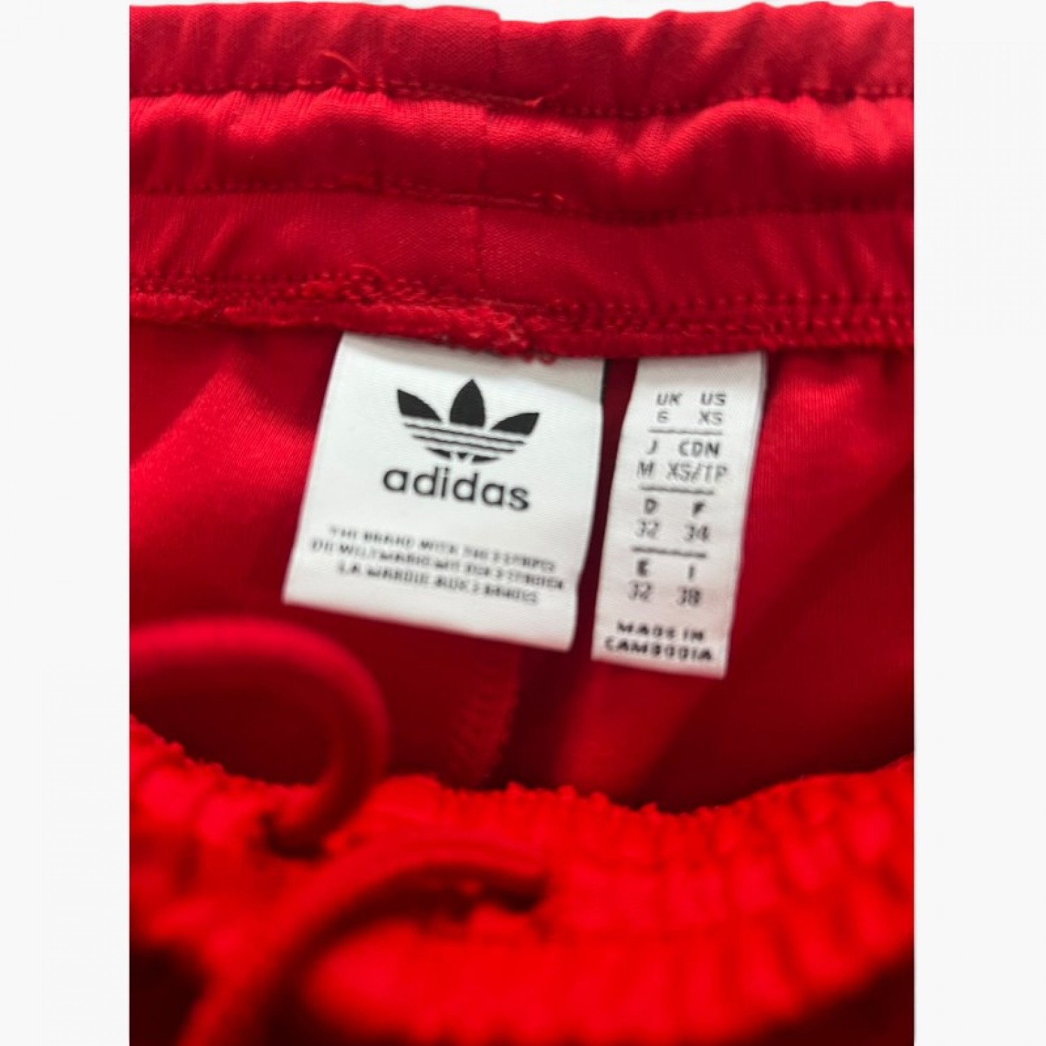 Adidas Originals Κόκκινο Αθλητικό Παντελόνι με Λευκές Ρίγες – Μέγεθος XS / Pre-Owned