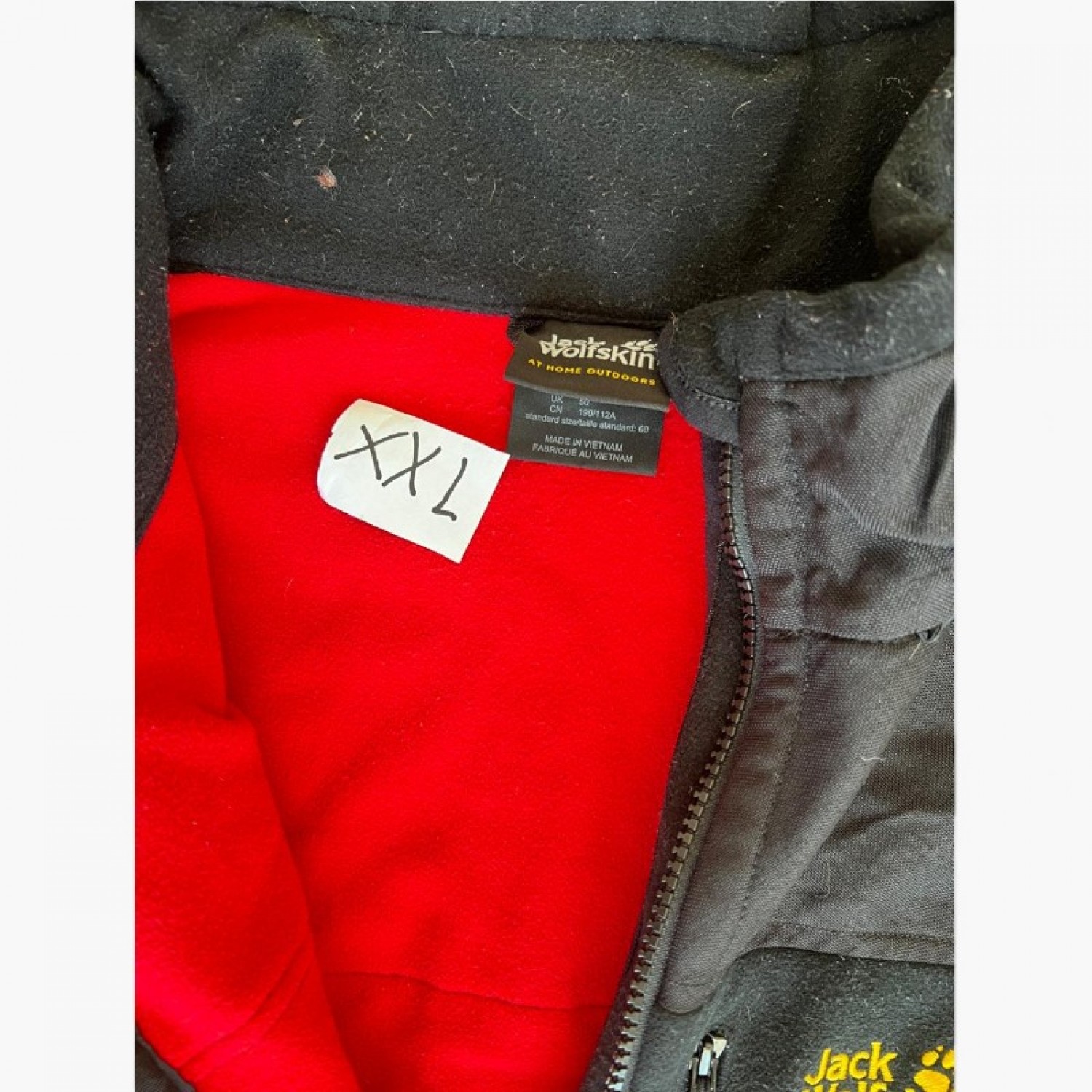 Jack Wolfskin Μαύρη Softshell Ζακέτα με Κόκκινο Fleece – Μέγεθος XXL / Pre-Owned