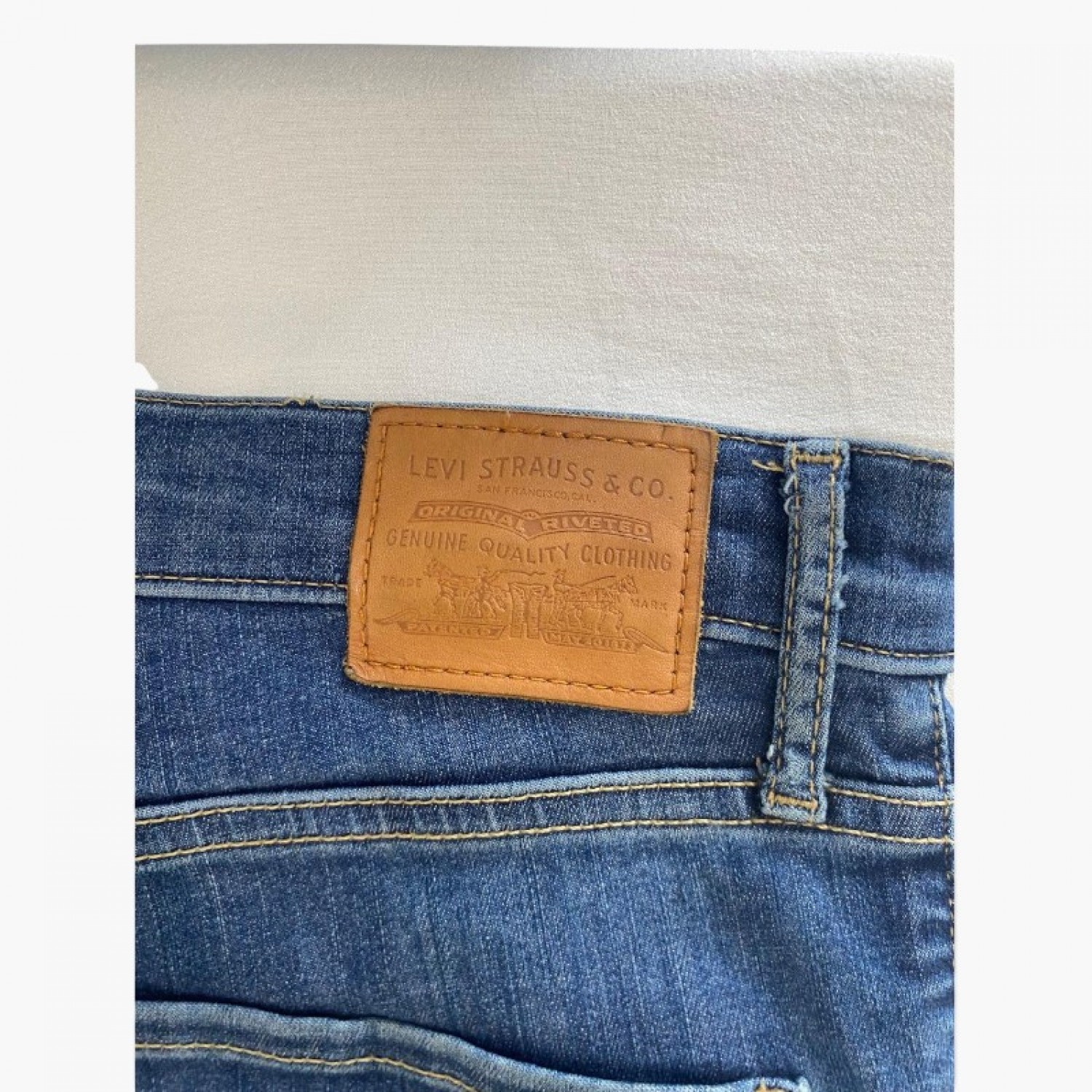 Levi’s Mile High Ψηλόμεσο Μπλε Super Skinny Τζιν – Μέγεθος 34 / Pre-Owned