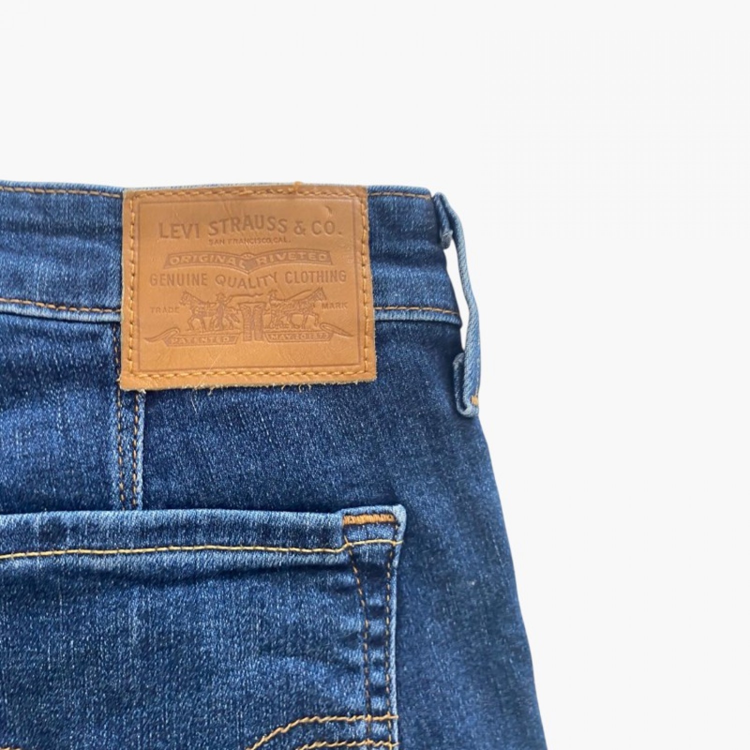 Levi’s 712 Μπλε Slim Τζιν – Μέγεθος 34 / Pre-Owned