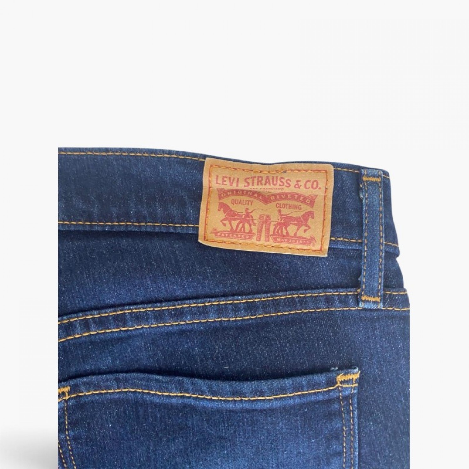 Levi’s 311 Shaping Skinny Σκούρο Μπλε Τζιν – Μέγεθος 40 / Pre-Owned
