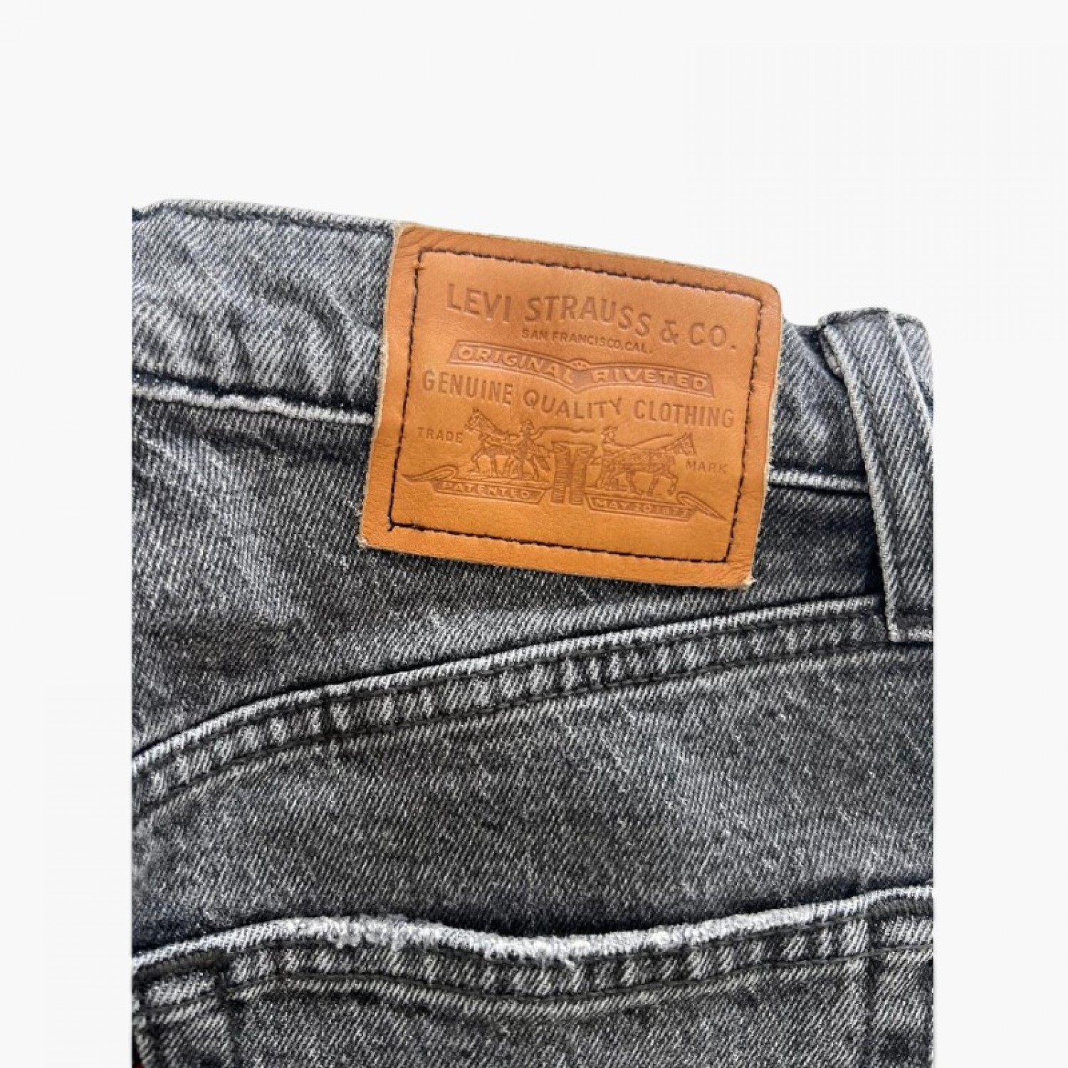 Levi’s Ψηλόμεσο Wide Leg Washed Μαύρο Τζιν – Μέγεθος 32 / Pre-Owned