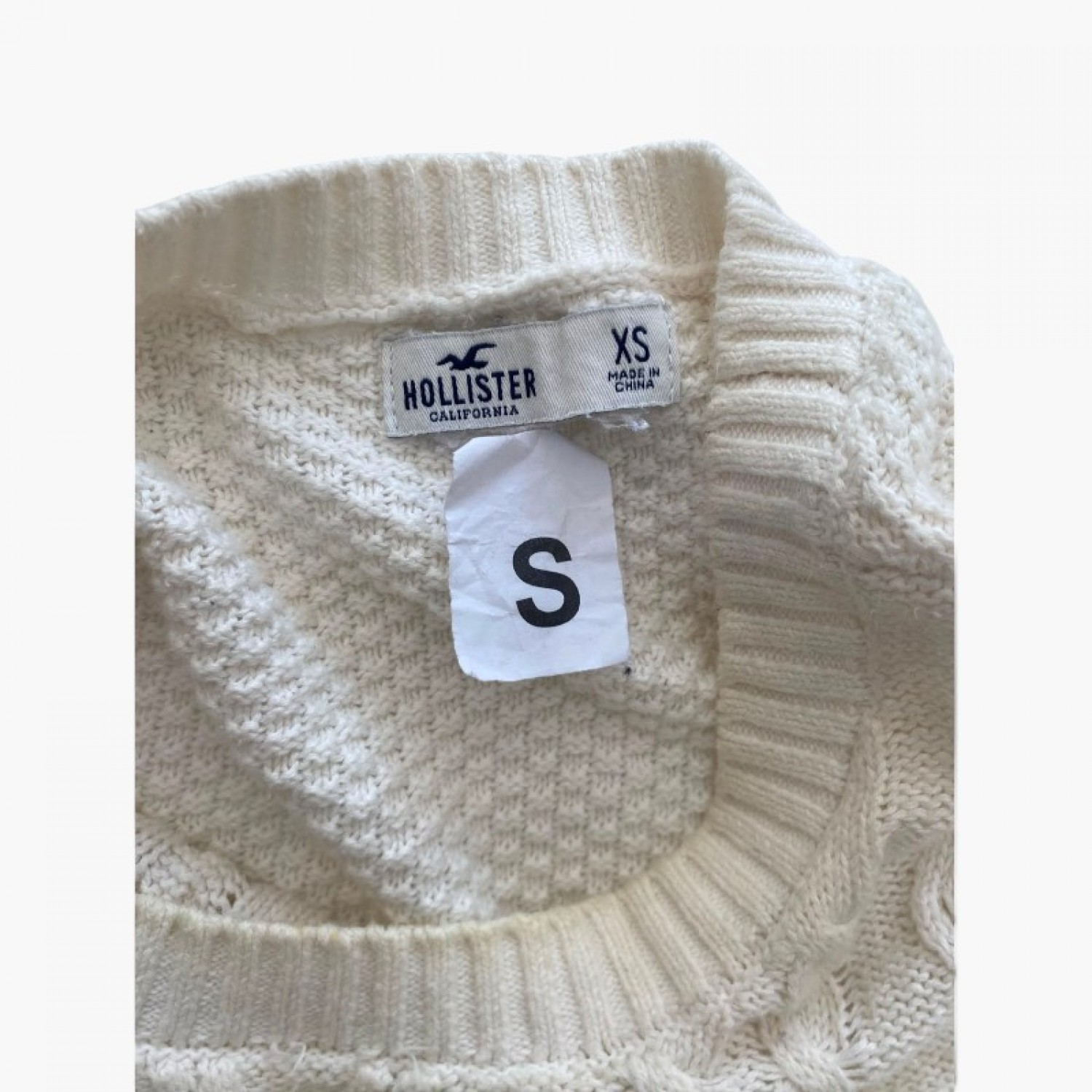 Hollister Cream Cable Knit Sweater — Size XS / Pre-Owned