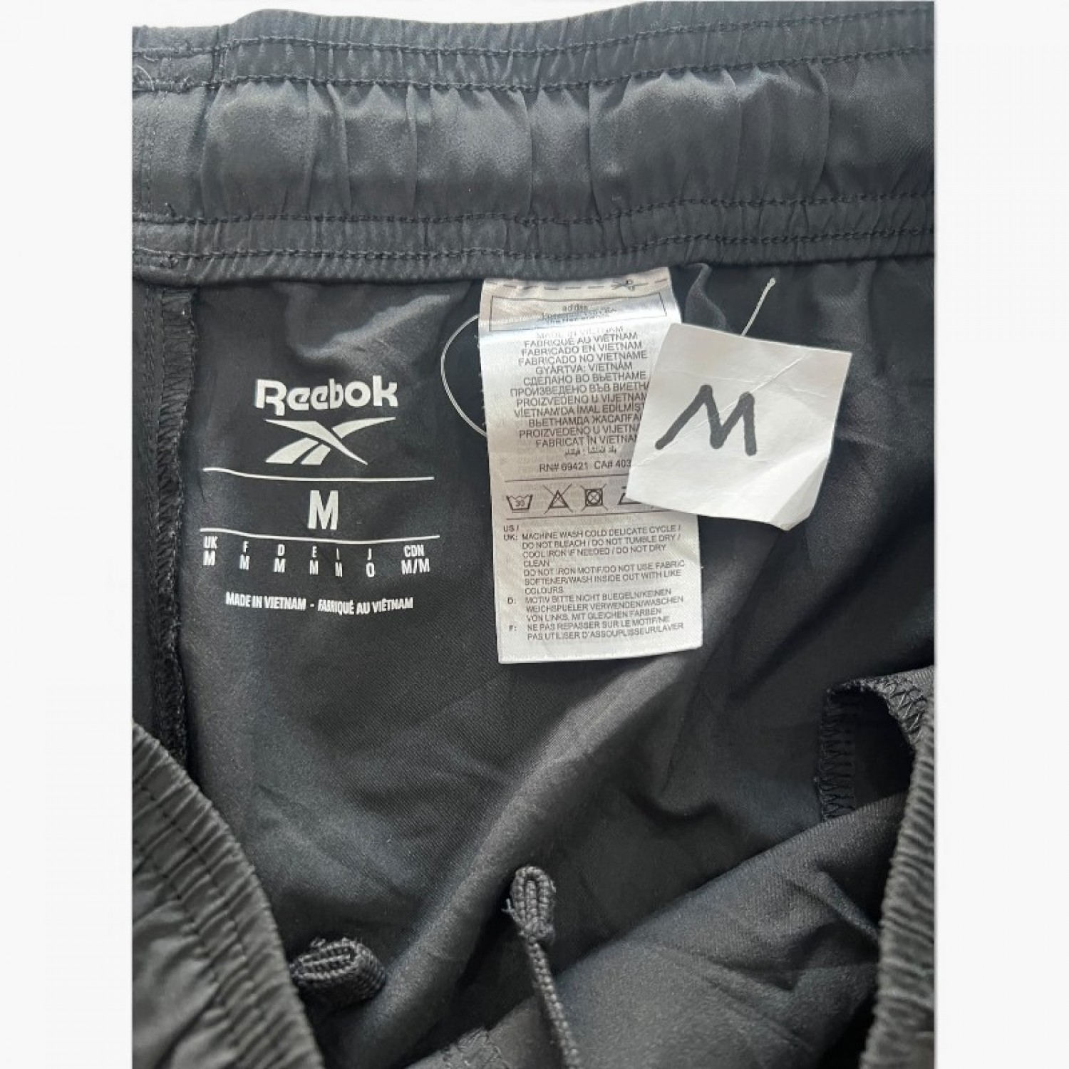 Reebok Μαύρο Ελαφρύ Αθλητικό Παντελόνι – Μέγεθος M / Pre-Owned