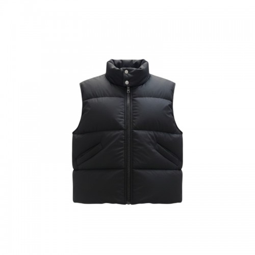 Black Puffer Vest / Pre-Owned