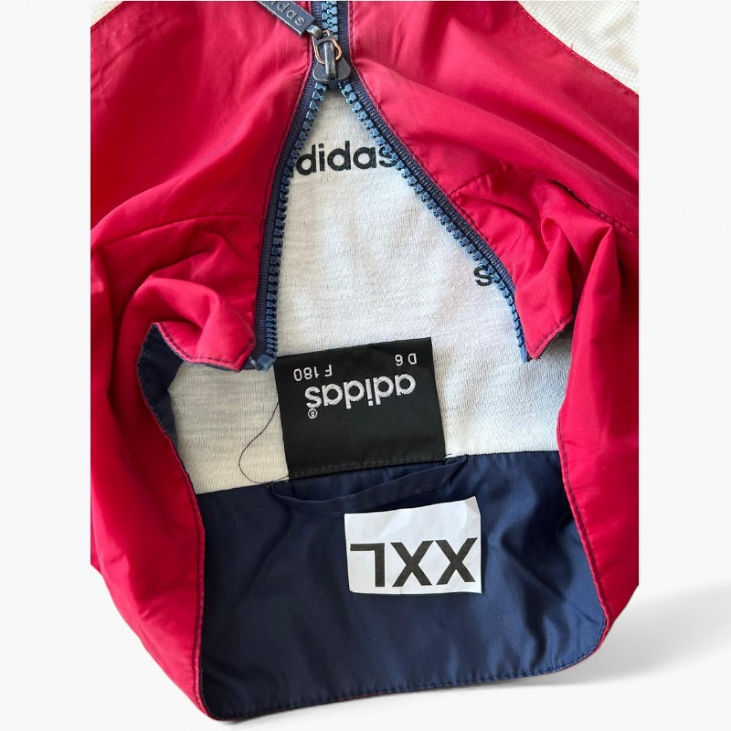 Adidas Ρετρό Αντιανεμικό Κόκκινο/Μπλε/Λευκό με Κέντημα Συλλόγου – XXL / Pre-Owned