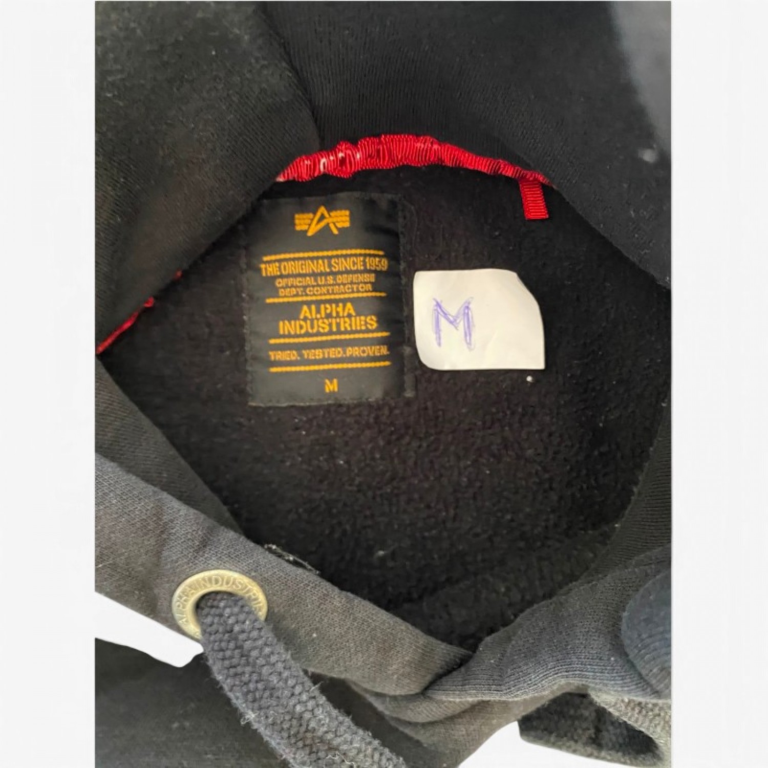 Alpha Industries Μαύρο Φούτερ Hoodie με Utility Τσέπη – Μέγεθος M / Pre-Owned