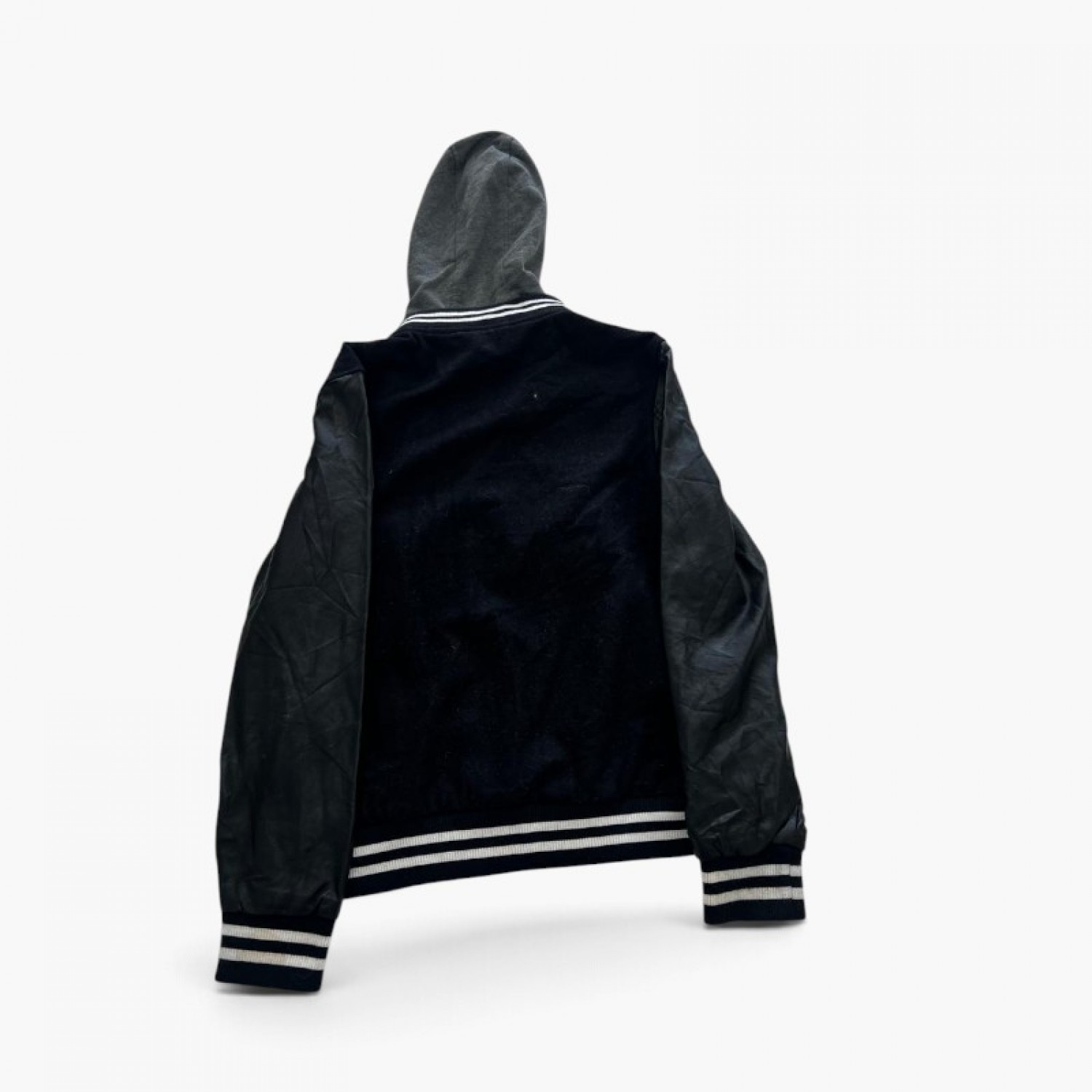 Bleecker & Broad Μπλε Varsity Μπουφάν με Κουκούλα και Μαύρα Μανίκια – Μέγεθος S / Pre-Owned