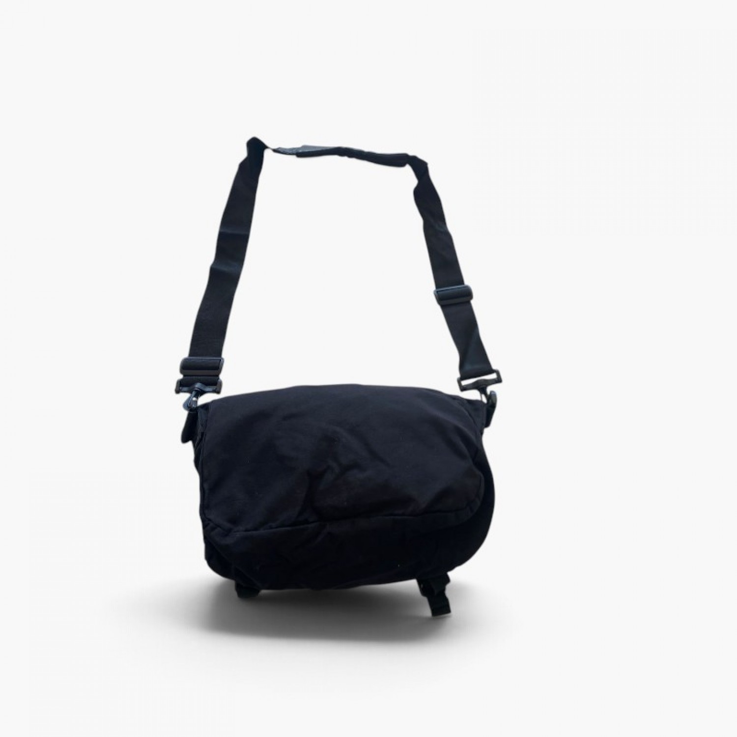 Eastpak Black Messenger Bag / Pre-Owned