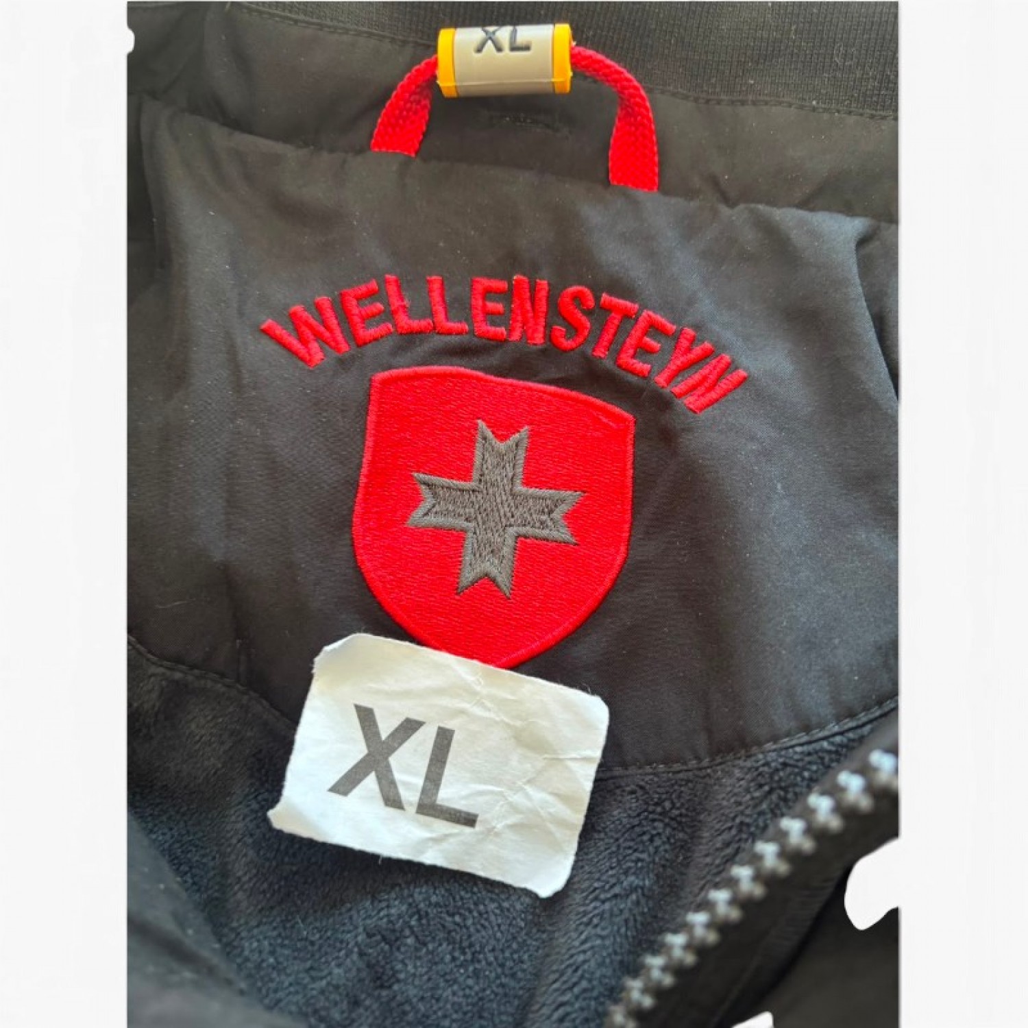 Wellensteyn Black Puffer Jacket / Pre-Owned