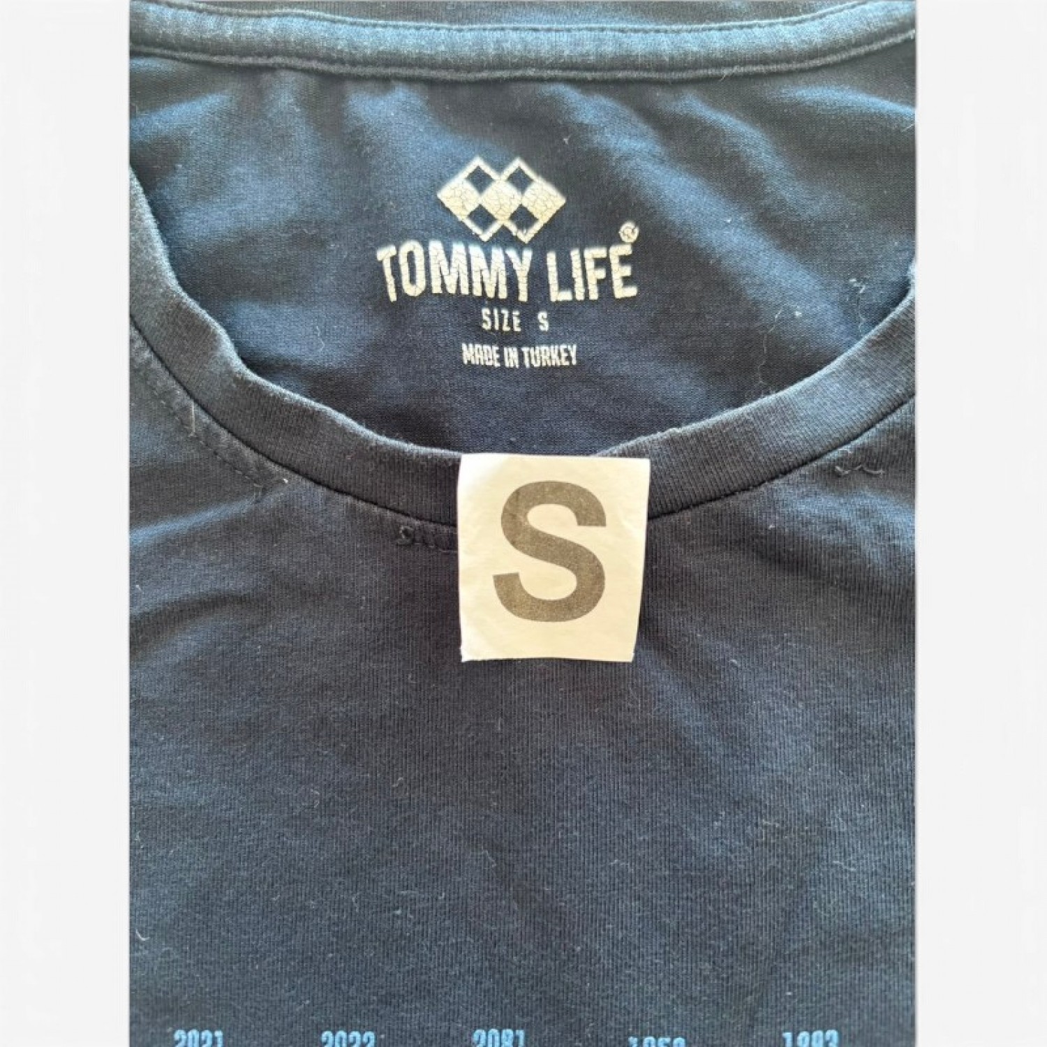 Tommy Life Sportswear Graphic Long Sleeve Shirt / Pre-Owned