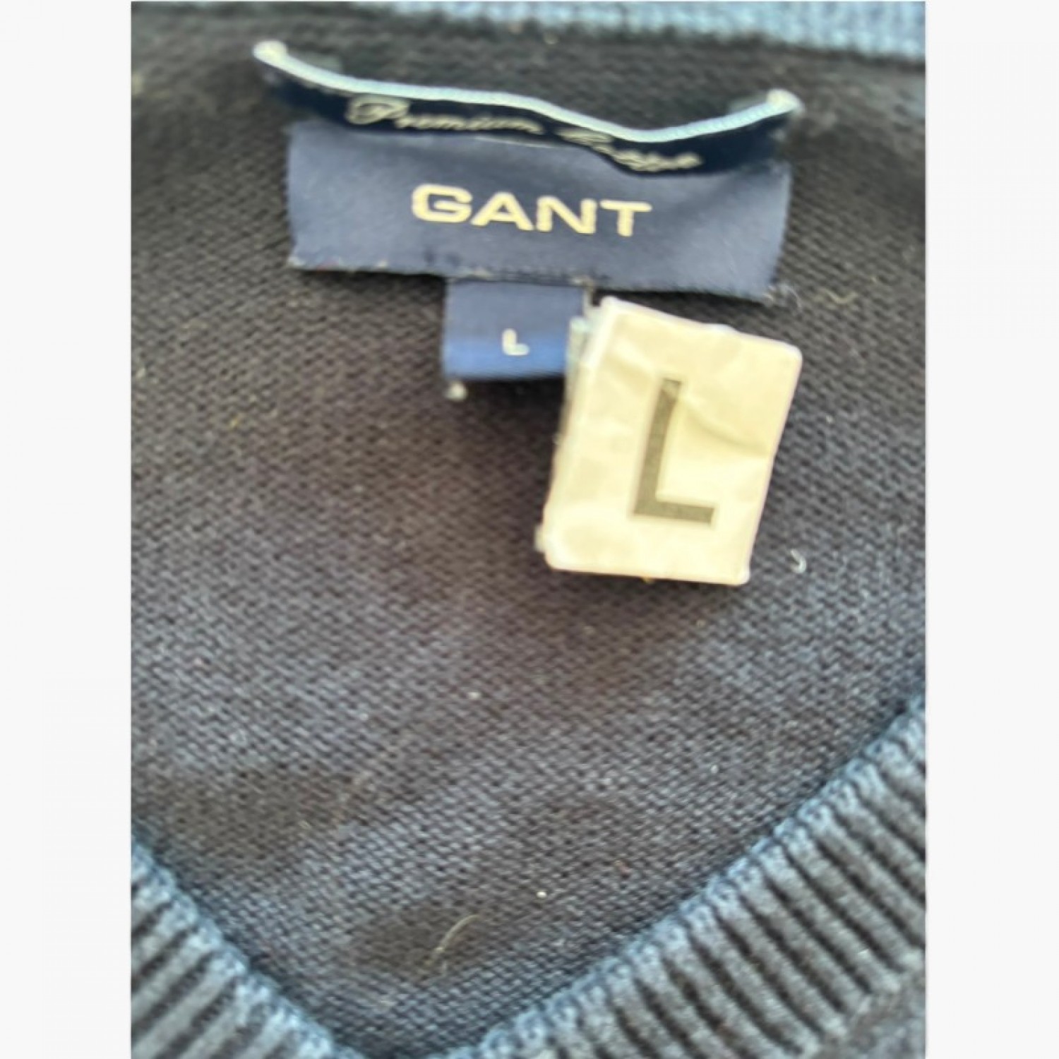 GANT V-Neck Sweater — Size L / Pre-Owned