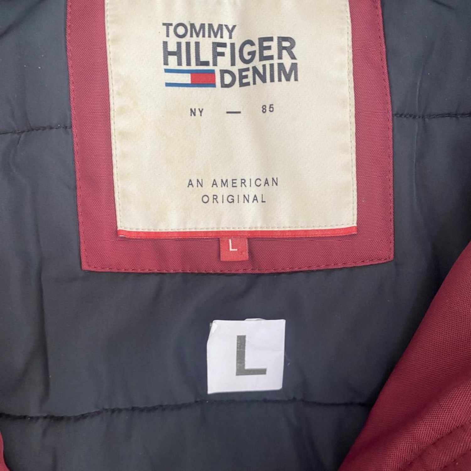 Tommy Hilfiger Denim Μπορντό Parka με Κουκούλα – Μέγεθος L / Pre-Owned